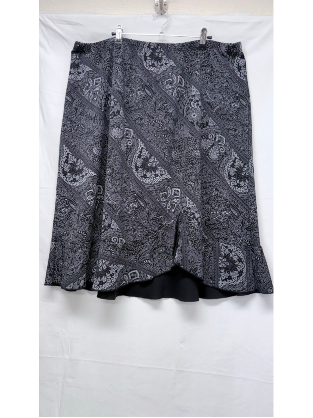 Women's JKLA II A-Line Skirt, Black and White Paisley Print, Size 3X